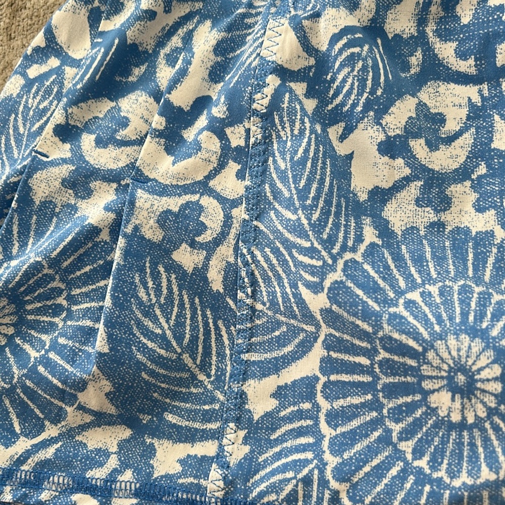 Lululemon Blue Floral Skirt size 4 - Picture 4 of 7